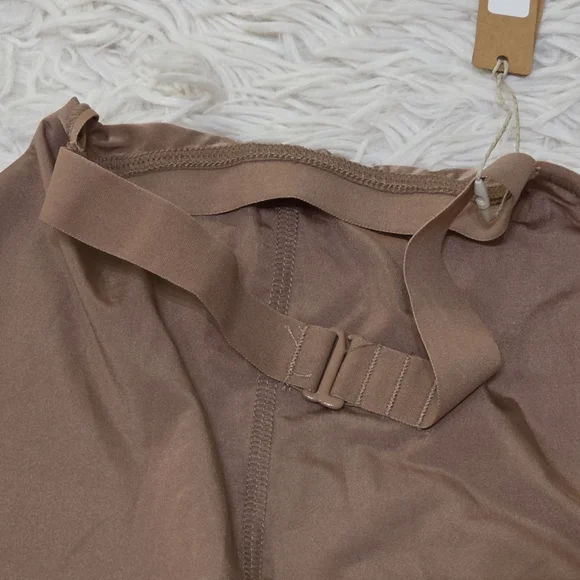 SKIMS Halter Neck Catsuit/Sienna/ 3X/ NWT - Picture 8 of 16